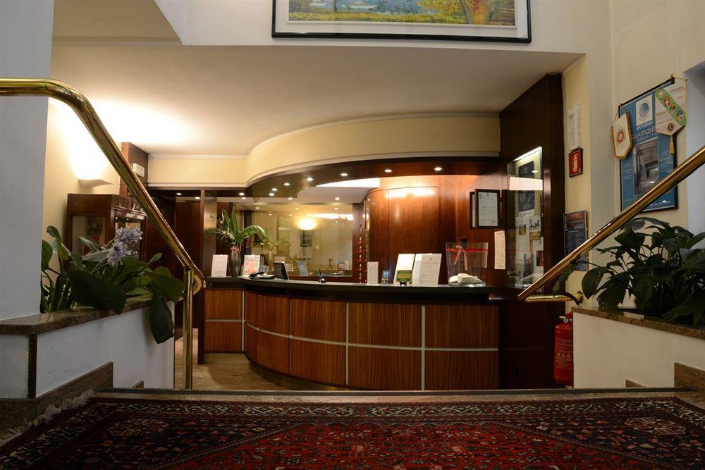 Hotel Carrobbio