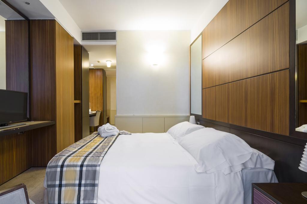 Carrobbio 4* Milano